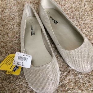 brand new girls flats